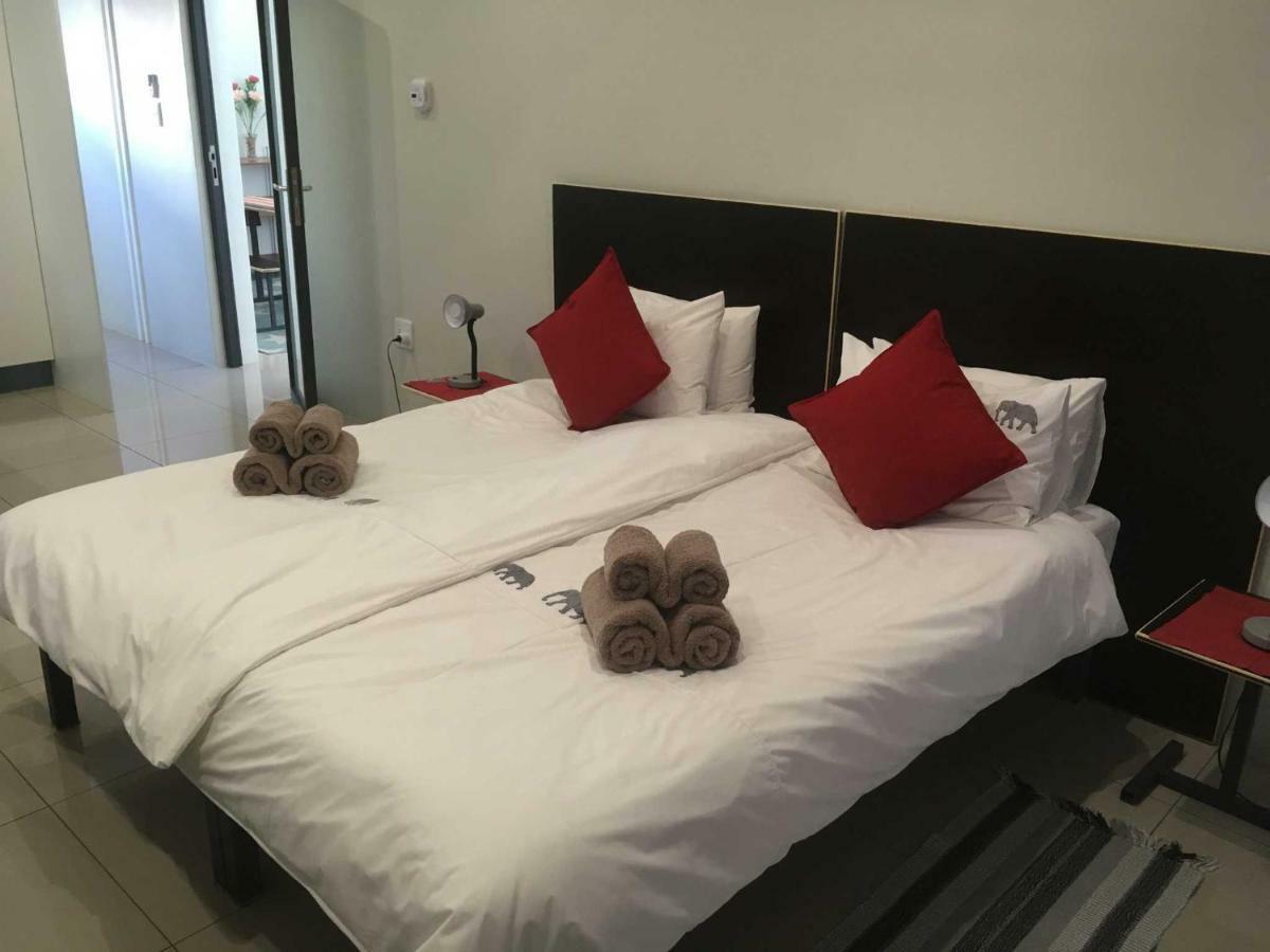 Hotel Suiderhof Self-Catering Windhuk Zewnętrze zdjęcie