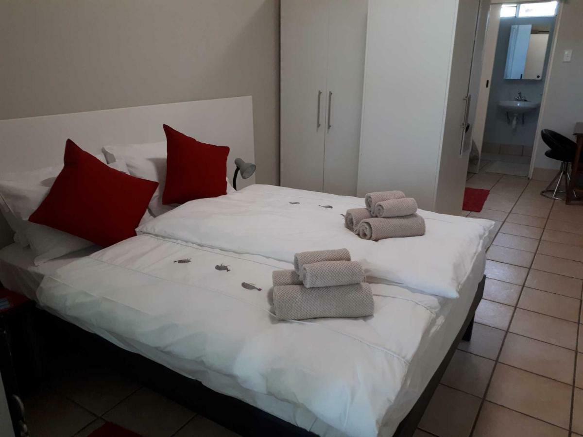 Hotel Suiderhof Self-Catering Windhuk Zewnętrze zdjęcie