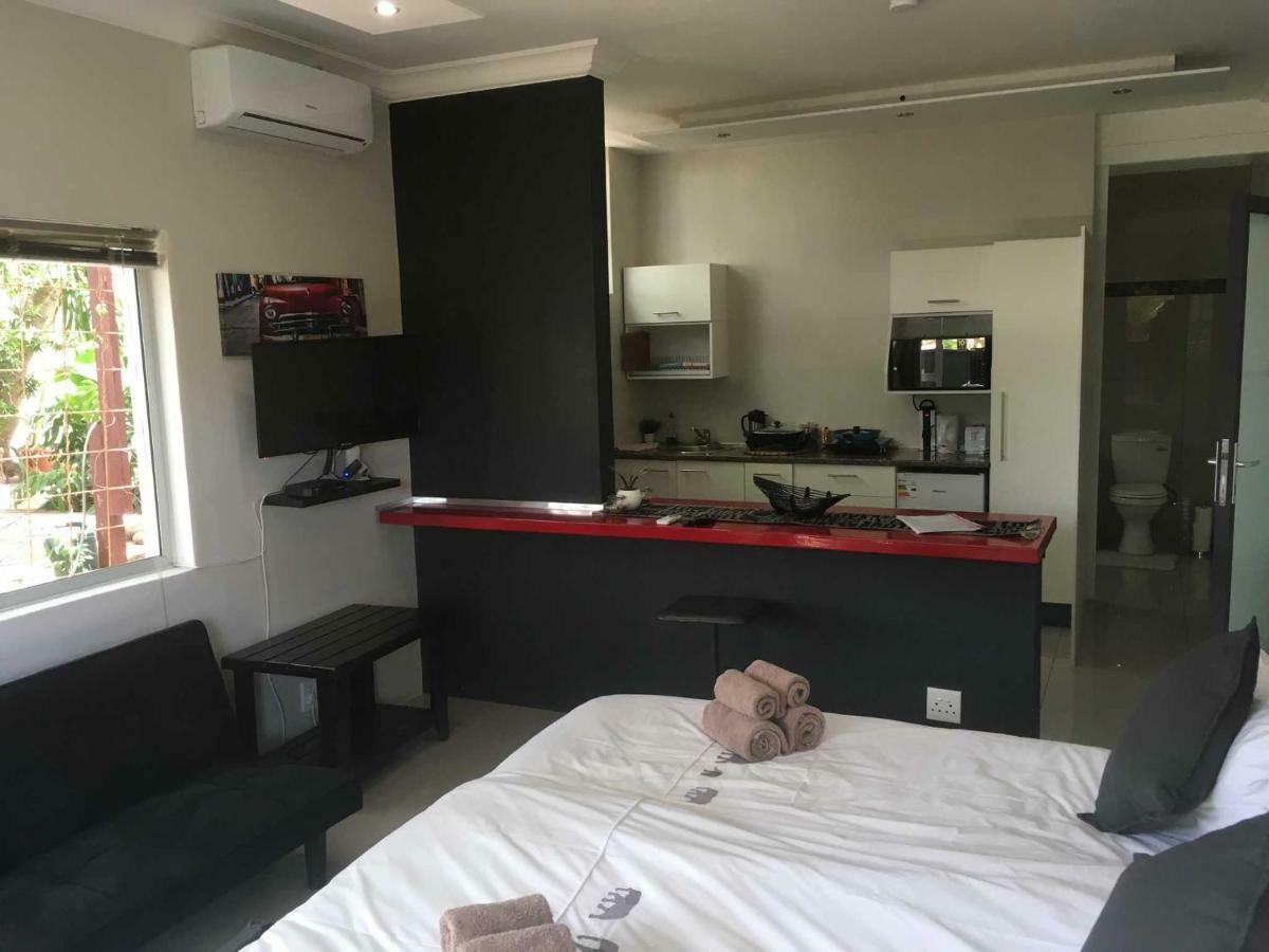 Hotel Suiderhof Self-Catering Windhuk Zewnętrze zdjęcie